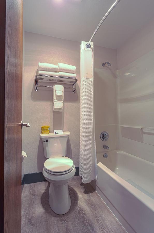 Silver Hotel